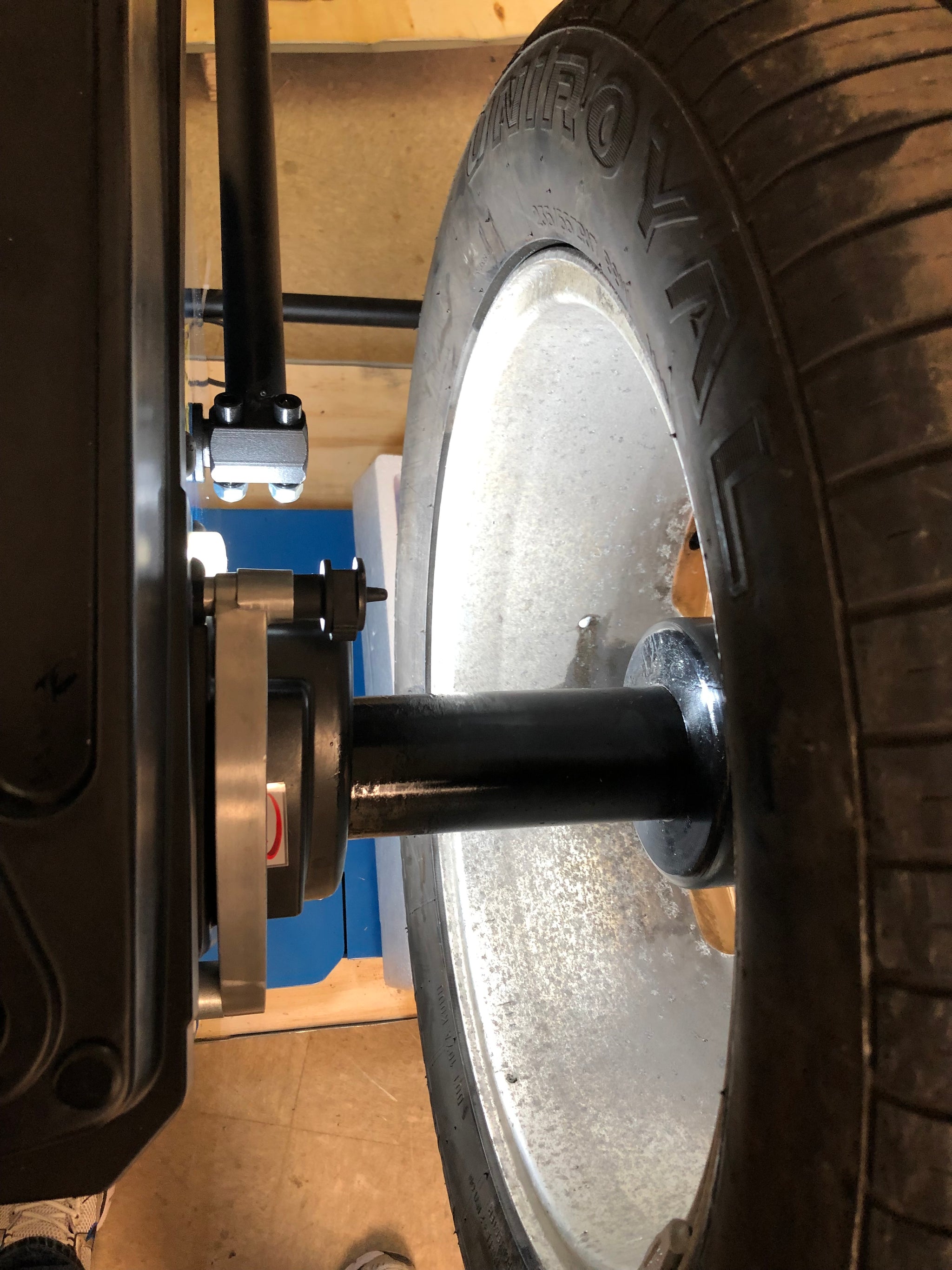 Tire Changer GT5887A with Dual Helper Arms & Wheel Balancer 5575P